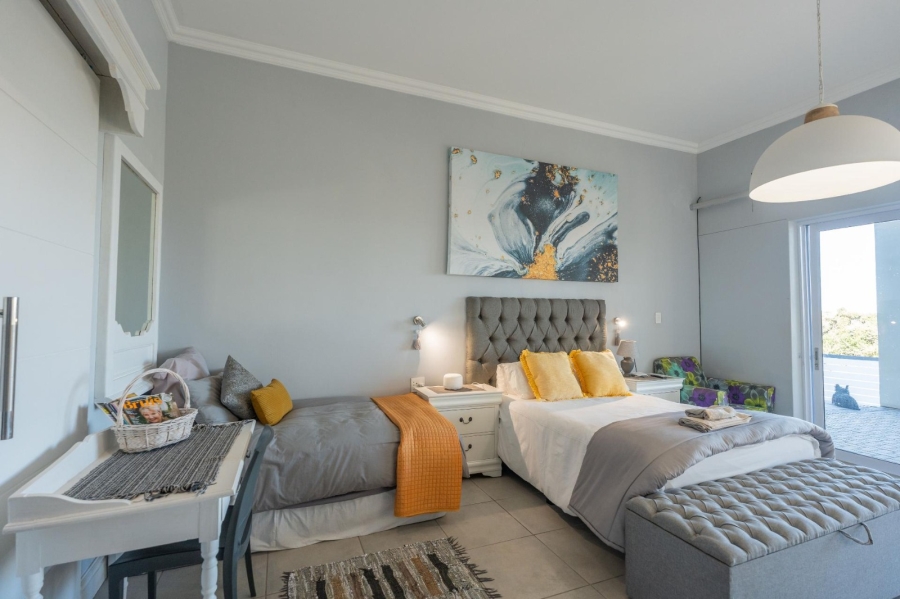 4 Bedroom Property for Sale in Cannon Rocks Eastern Cape